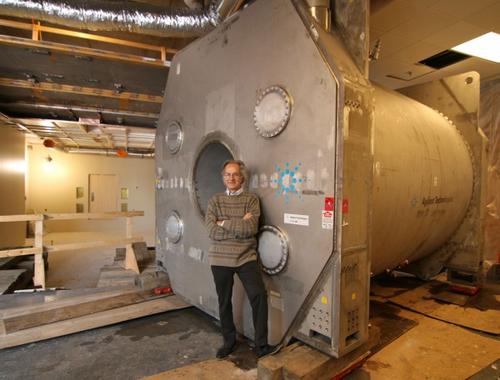 World's largest imaging magnet arrives at the U of M's Center for