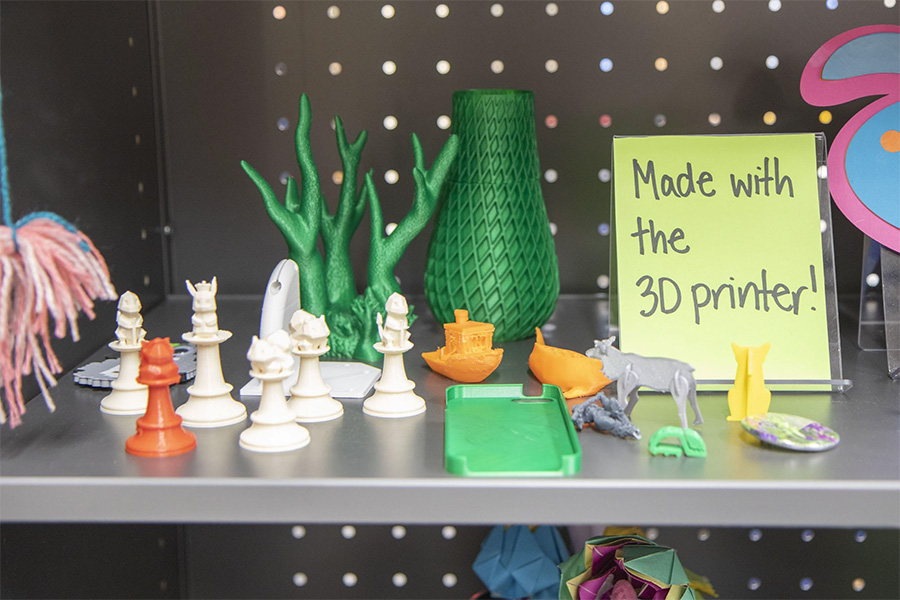 different items made with the 3D printer
